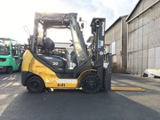 Газ-бензиновий навантажувач Komatsu,  компакт з кабіною та позиціонером